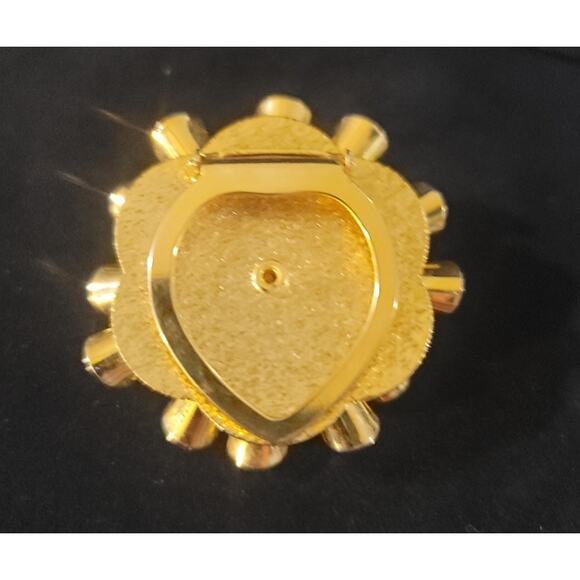 Vintage Lieba Gold Tone Scarf Shawl Clip Flower Shape - Picture 3 of 4